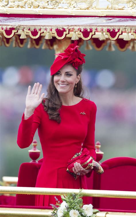 kate middleton outfit controversy.